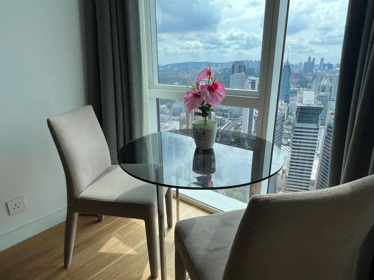 Platinum Klcc By Rainbow Suites Kuala Lumpur Exteriör bild